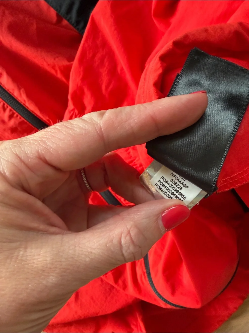 The North Face WindWall Hooded Windbreaker Jacket Red Black Men’s Medium